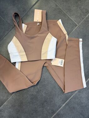 Women's Wilo Latte Clay Bra & Leggings Set